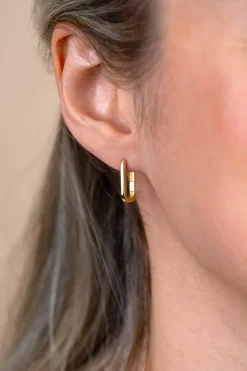 16mm ZINZI Gold 14 krt gouden rechthoekige oorringen met luxe klapsluiting 16mm x 2mm vierkante buis ZGO362