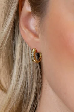 16,5mm ZINZI goldplated zilveren oorringen met speelse structuur en een rij witte zirkonia's in het midden, luxe klapsluiting ZIO2834Y