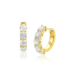 16mm ZINZI goldplated zilveren tennis oorringen bezet met vijf ronde witte zirkonia's, 4mm buisdikte en luxe klapsluiting ZIO2808