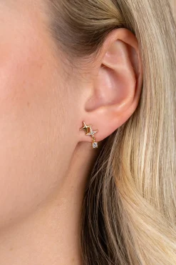 14,5mm ZINZI goldplated zilveren oorstekers 'sterrendans' met twee speelse sterren en bungelende witte zirkonia ZIO2837