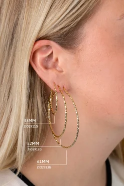 52mm ZINZI gold plated zilveren grote oorringen met gefacetteerde buis en handige bovensluiting ZIO2912G