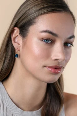 25mm ZINZI gold plated zilveren oorhangers met indigo blauwe kleursteen in vierpootszetting ZIO2578