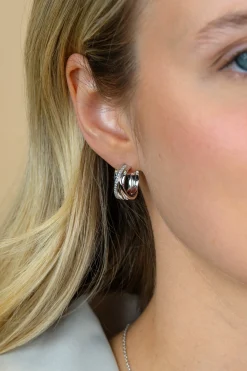 17mm ZINZI zilveren cross-over oorringen met luxe scharniersluiting 7mm breed ZIO1790