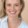 35mm ZINZI zilveren grote oorringen in organische druppelvorm met vloeiende lijnen en handige bovensluiting ZIO2786