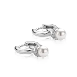 8mm ZINZI zilveren oorbedels met een witte parel en een strikvormige zetting bezet met witte zirkonia’s ZICH2863 (zonder oorringen)