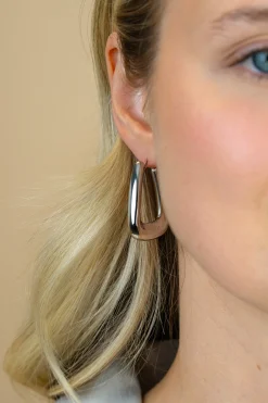 33mm ZINZI zilveren oorringen met brede buis en rechthoekig model, handige bovensluiting ZIO2748