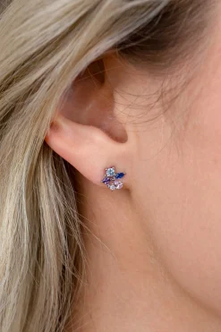 8mm ZINZI zilveren oorstekers bezet met een speelse combinatie van witte, roze, paarse en blauwe kleurstenen in verschillende slijpvormen ZIO2866