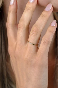ZINZI Gold 14 karaat gouden aanschuifring bezet met drie witte zirkonia's ZGR530