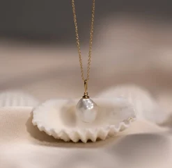 ZINZI Gold 14 krt gouden hanger met witte parel 10mm in natuurlijke vorm ZGH405 (zonder collier)