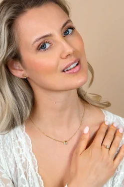 ZINZI gold plated zilveren ketting met speelse hanger (8mm) bezet met een mooie combinatie van bruine, groene en witte kleurstenen in verschillende slijpvormen 42-45cm ZIC2867