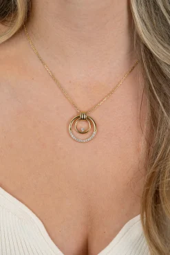 ZINZI goldplated zilveren ketting 45cm met elegante dubbele ronde hanger (24mm) speels bezet met witte zirkonia's ZIC2819
