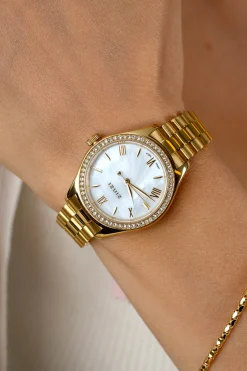 ZINZI Tresor horloge 32mm bezet met witte zirkonia's, parelmoer wijzerplaat en goudkleurige stalen kast en schakelband ZIW2434