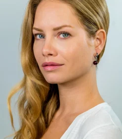 ZINZI zilveren oorbedels parel rond bordeaux rood 10mm ZICH266DR (zonder oorringen)
