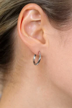 ZINZI zilveren oorringen 17 x 2mm glad met luxe klapsluiting ZIO402