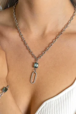 ZINZI zilveren  ovale schakel ketting 45cm met luxe hanger met ovale schakel, bezet met witte zirconia's. En groenachtig blauwe (petrol) kleursteen in vierpootszetting ZIC2487