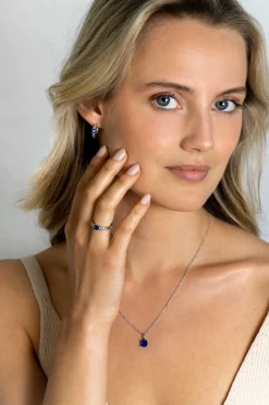 ZINZI zilveren ring vierkant saffierblauw en witte zirconia's ZIR2453