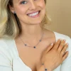 ZINZI zilveren schakel armband met twee lichtblauwe klavers en een donkerblauwe klaver in het midden 17-20cm ZIA2663B
