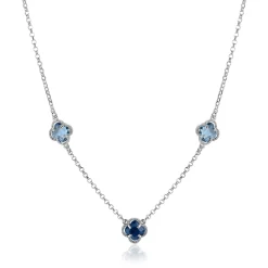 ZINZI zilveren schakelketting met twee lichtblauwe klavers en een donkerblauwe klaver 42-45cm ZIC2663B